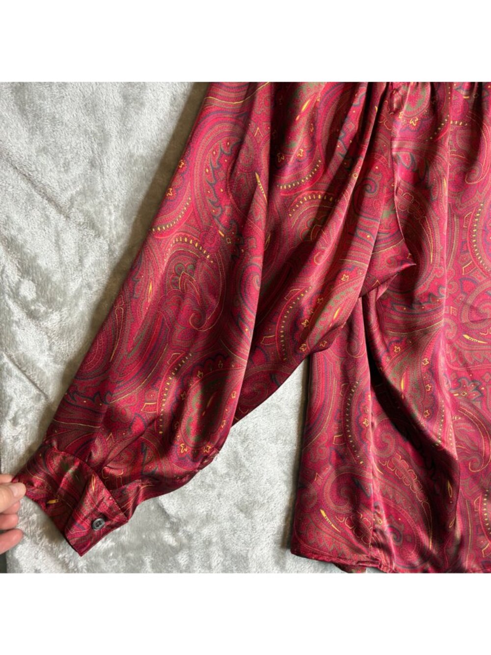 Evan Picone Womens 22W Red Paisley Blouse Tie Neck Long Sleeve Vintage Polyester - Picture 8 of 9